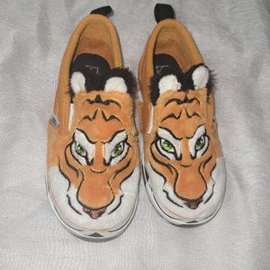 Size 9c - Vans x Discovery Project Cats Slip on Tiger Kids Sneakers